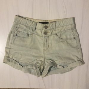 Light wash high waisted shorts
